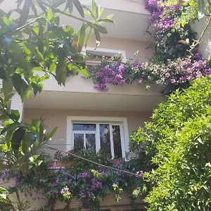Apartamento Flowers, Tirana
